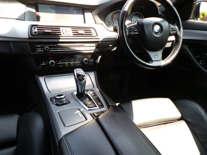 2011 BMW 5 Series 2.0 520d M Sport Auto 5dr